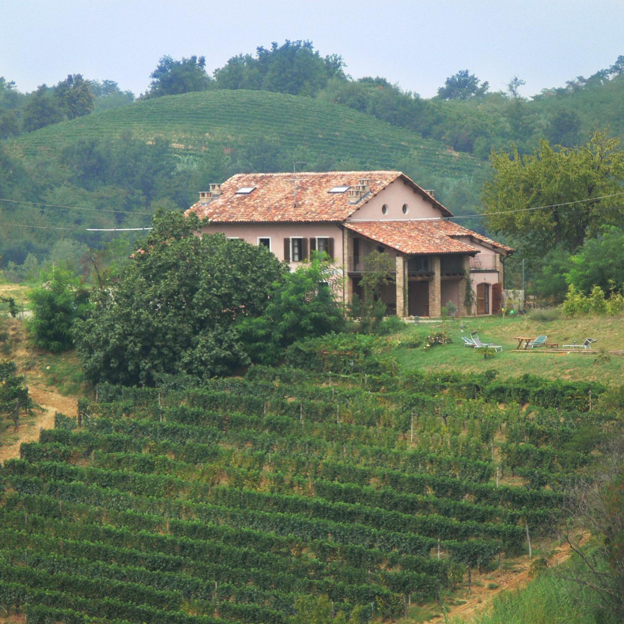 בית הארחה Vaglio Serra 	Casa Isabella מראה חיצוני תמונה